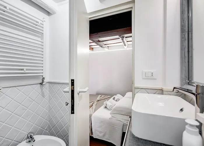 דירה Trastevere Piazza Trilussa Royal Orchid *