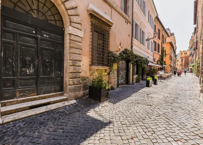 Trastevere Piazza Trilussa Royal Orchid דירה *